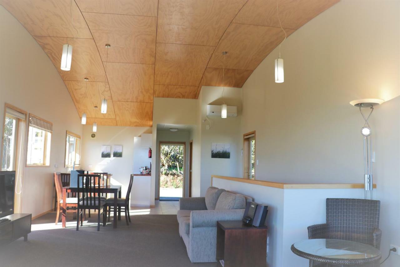 Chalets At Okurukuru ニュープリマス エクステリア 写真